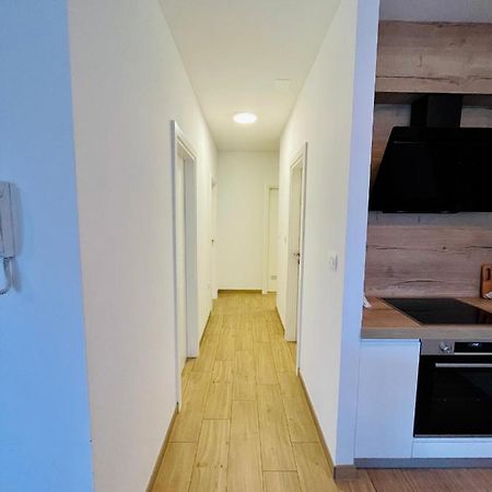 Alida Valli Apartment Kaštela Eksteriør billede