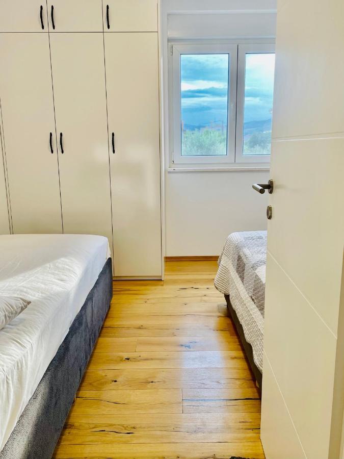 Alida Valli Apartment Kaštela Eksteriør billede