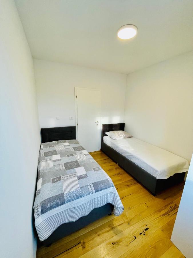 Alida Valli Apartment Kaštela Eksteriør billede